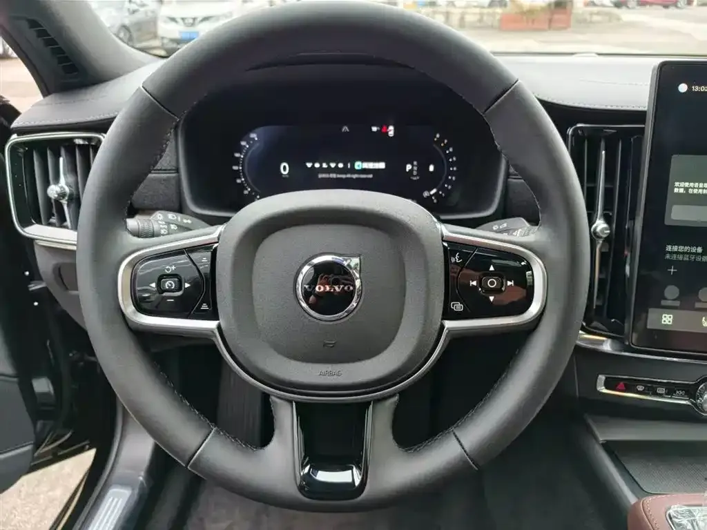 Volvo S90 2025 из CN, фото 8