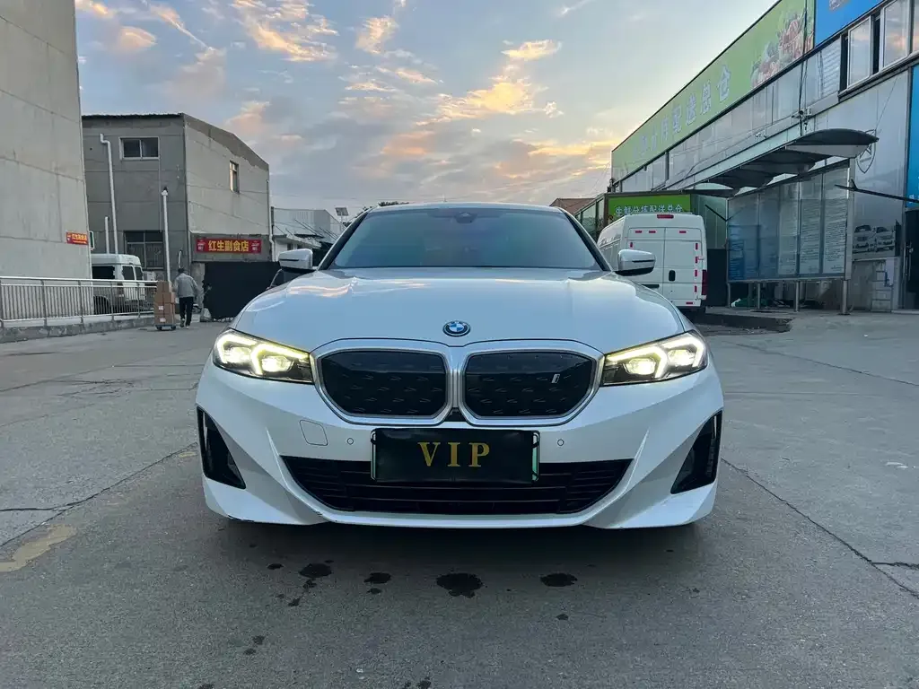 BMW i3 2023 из CN, фото 2