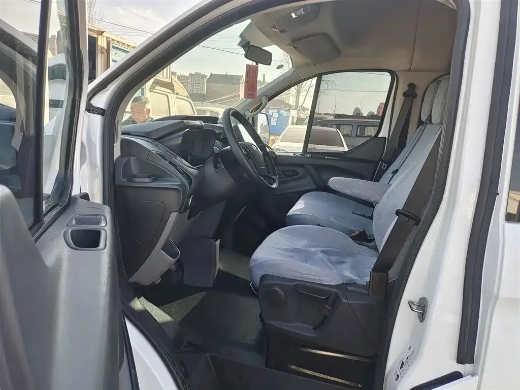Ford Transit 2022 из CN, фото 8