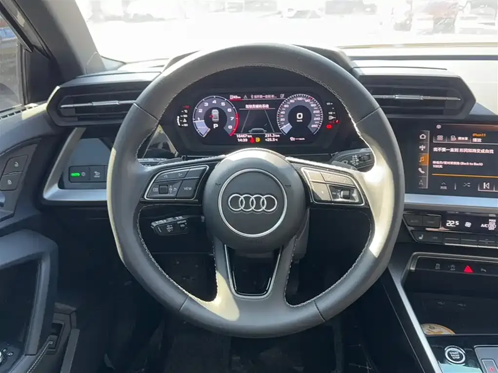 Audi A3 2023 из CN, фото 4