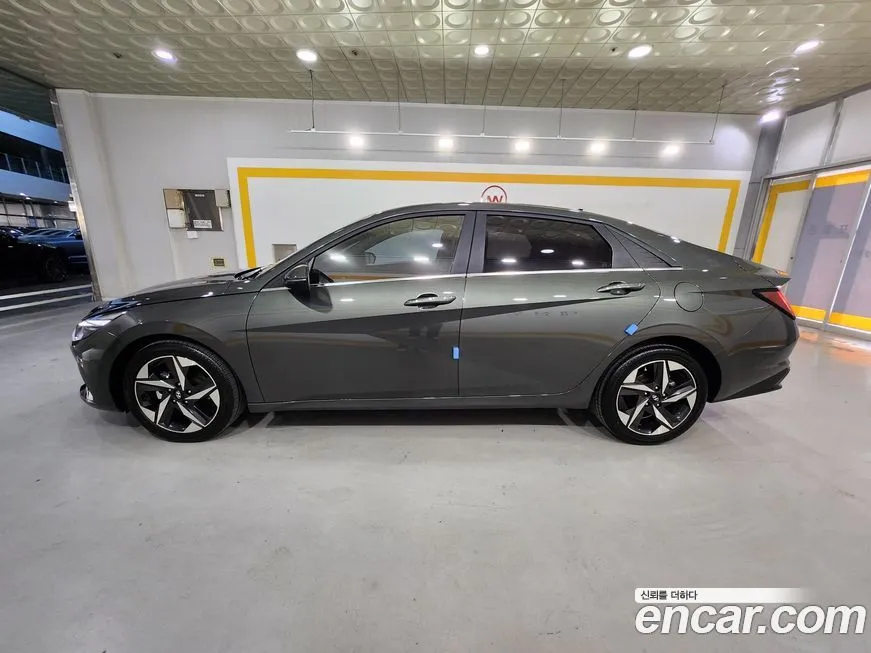 Hyundai AVANTE 2021 из KR, фото 3