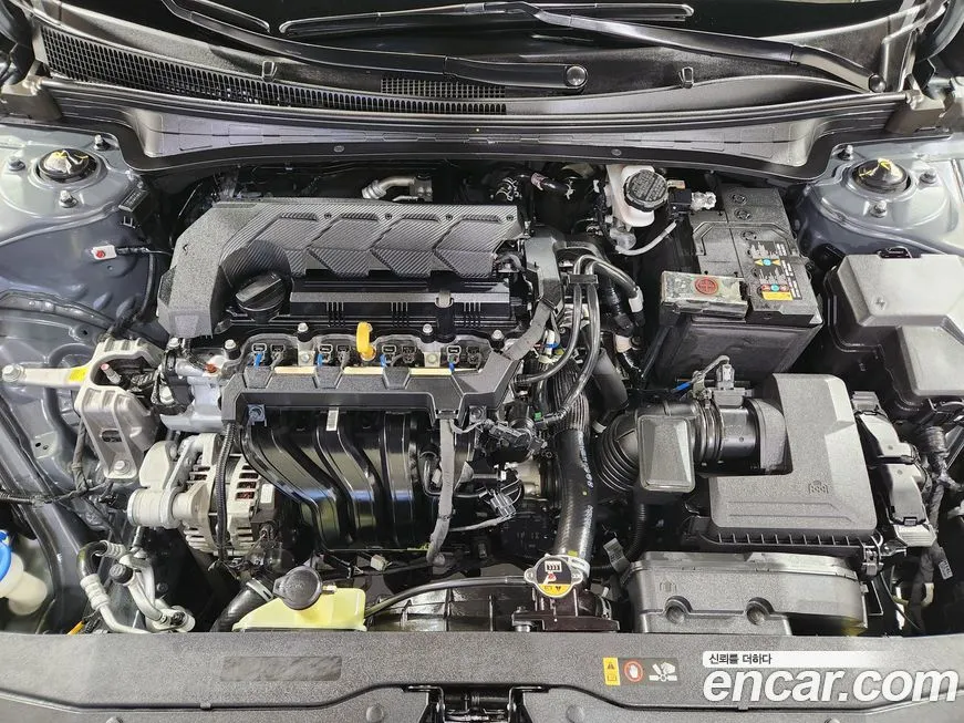 Hyundai AVANTE 2021 из KR, фото 6