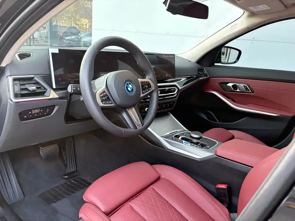 BMW i3 2024 из CN, фото 3