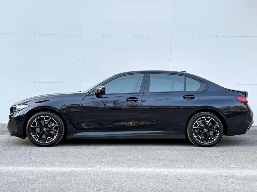 BMW i3 2024 из CN, фото 5