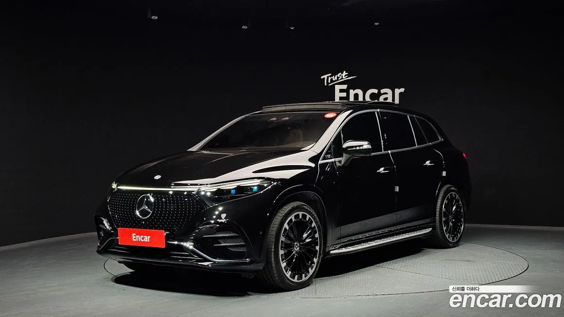 Mercedes-Benz EQS