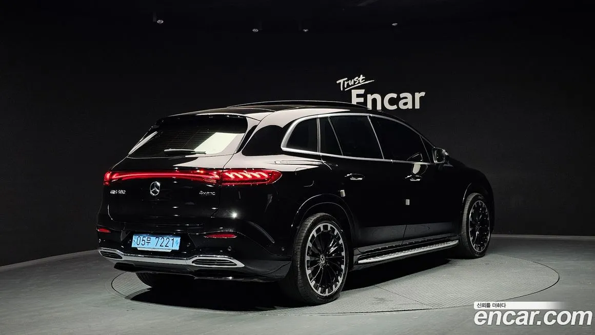 Mercedes-Benz EQS 2023 из KR, фото 2