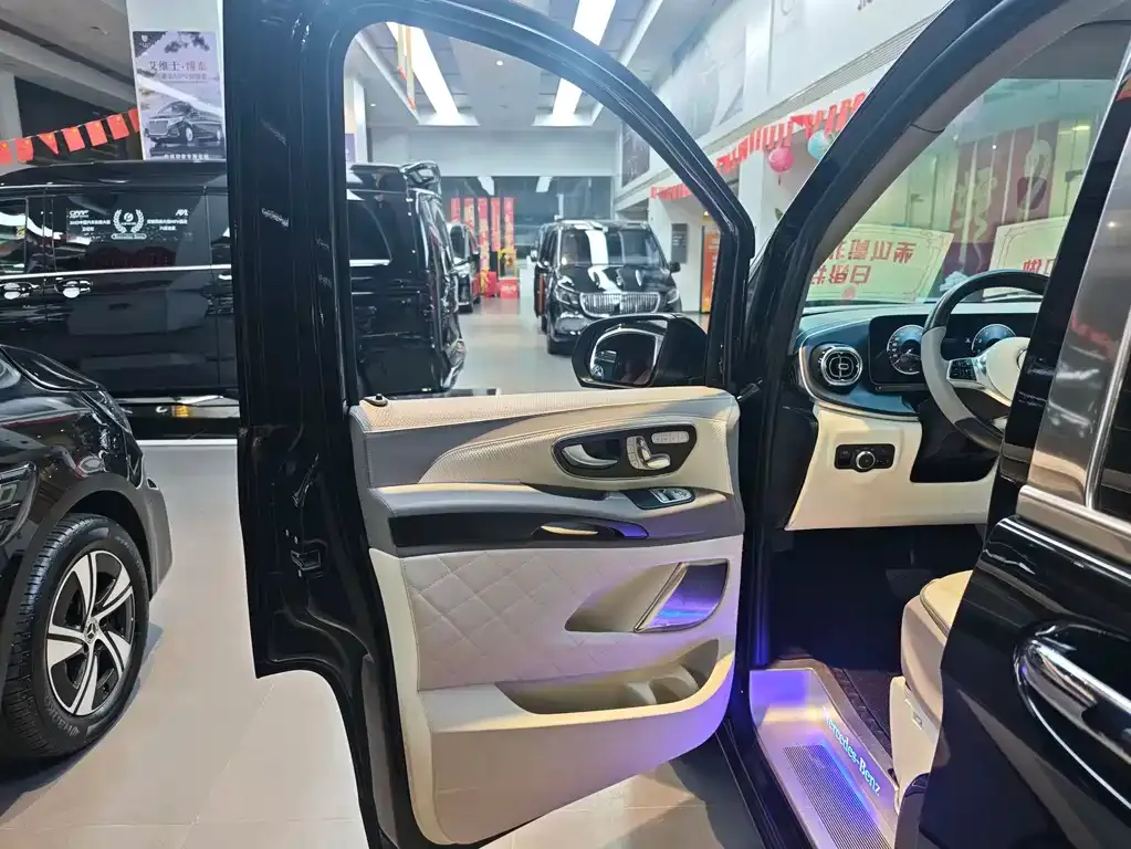 Mercedes-Benz Vito 2025 из CN, фото 8