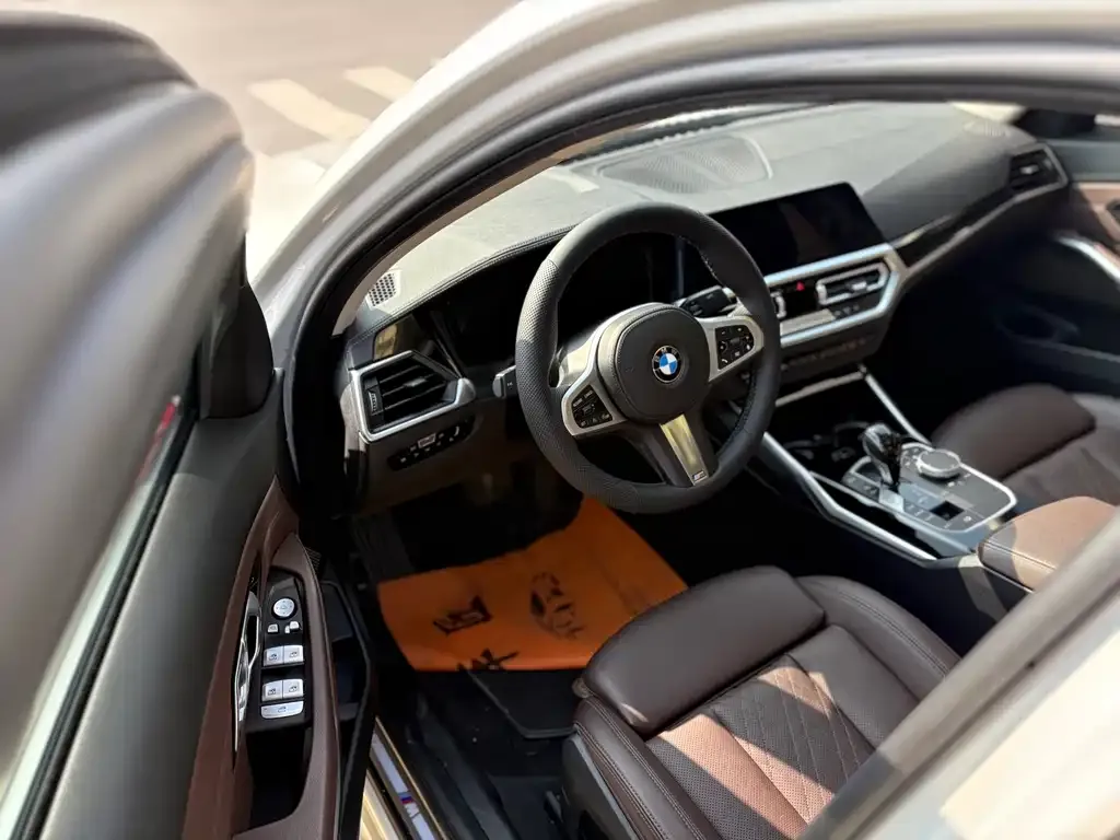 BMW 3 Series 2022 из CN, фото 5