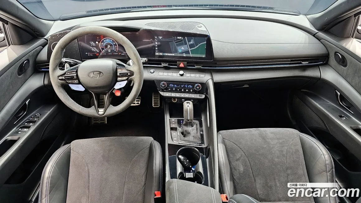 Hyundai AVANTE — фото 7