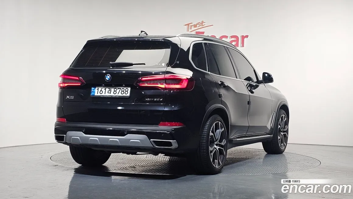 BMW X5 — фото 2
