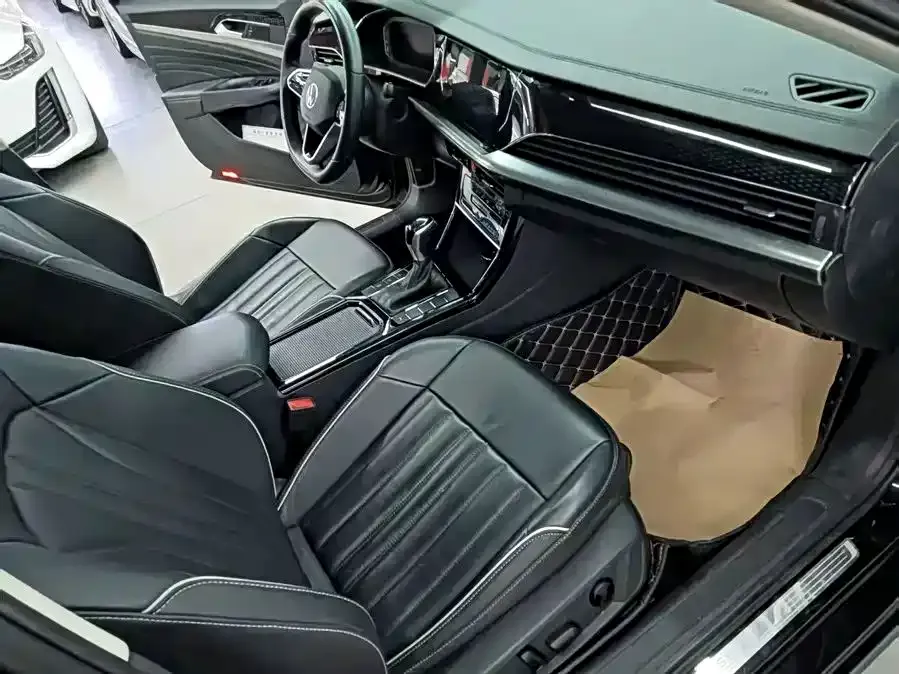 Volkswagen Passat 2021 из CN, фото 6