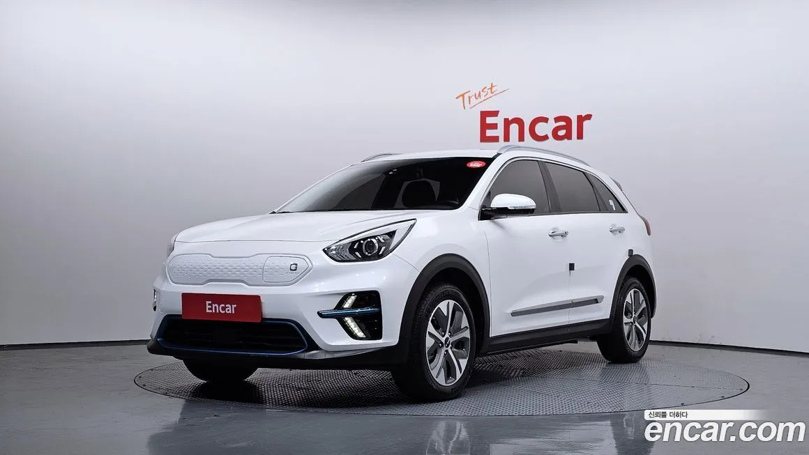 Kia Niro — фото 1