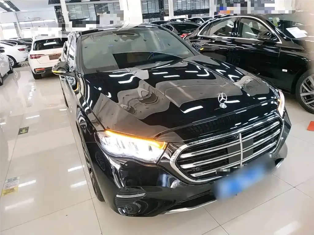 Mercedes-Benz E-Class 2024 из CN, фото 4