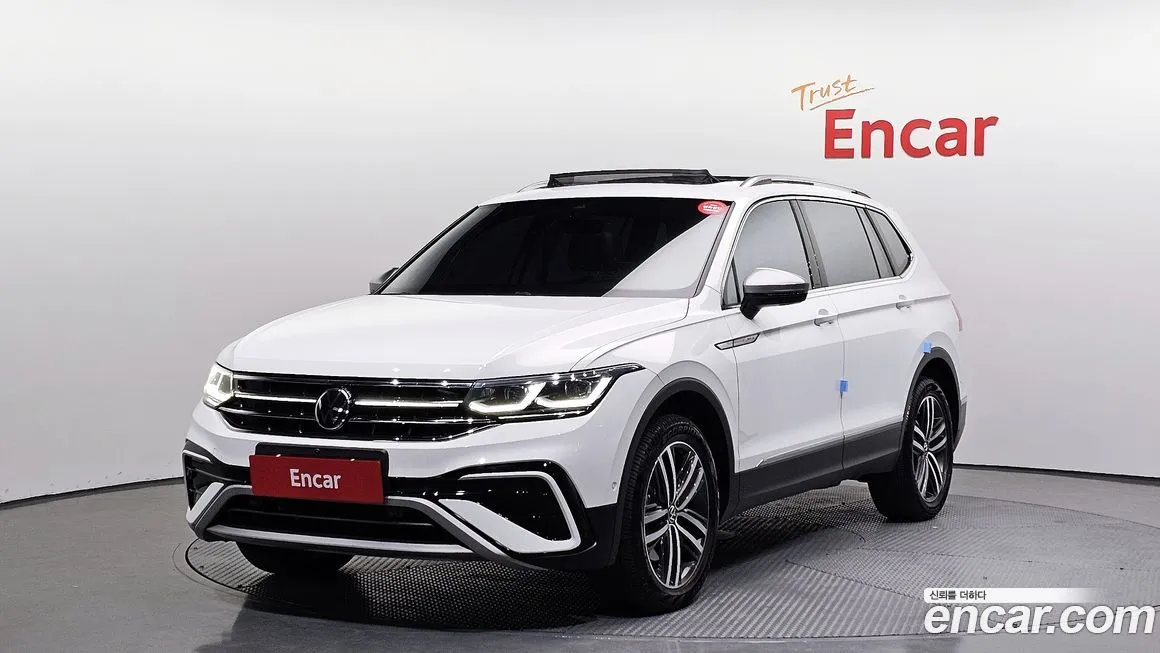 Volkswagen Tiguan — фото 1