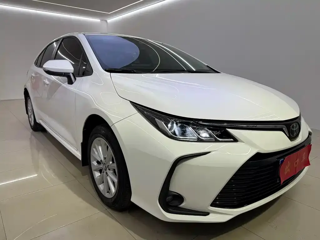 Toyota Corolla 2021 из CN, фото 3