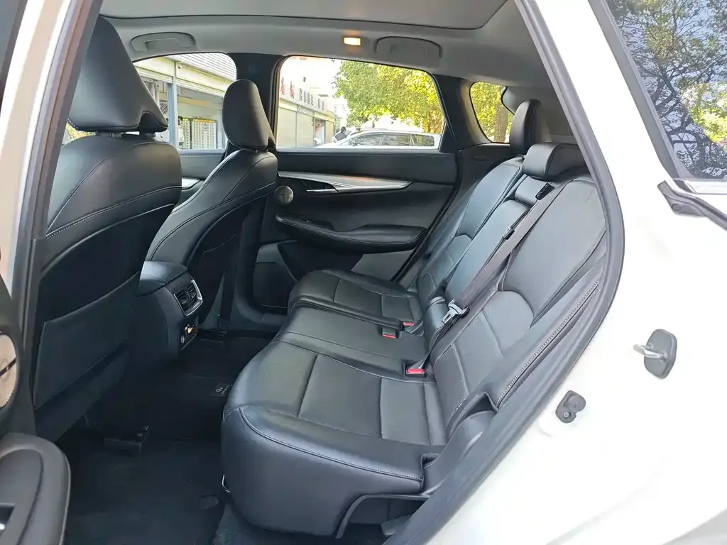 Infiniti QX50 2024 из CN, фото 6