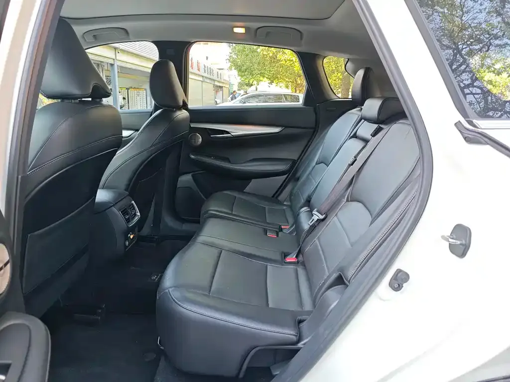 Infiniti QX50 2024 из CN, фото 8