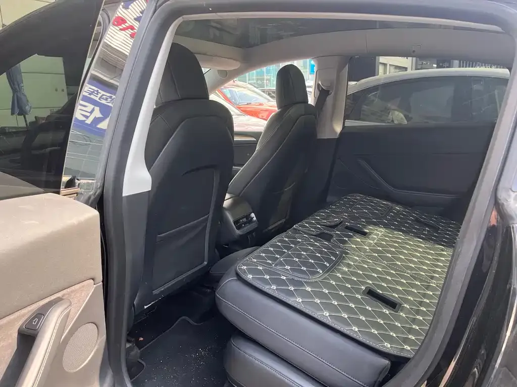 Tesla Model Y 2021 из CN, фото 4
