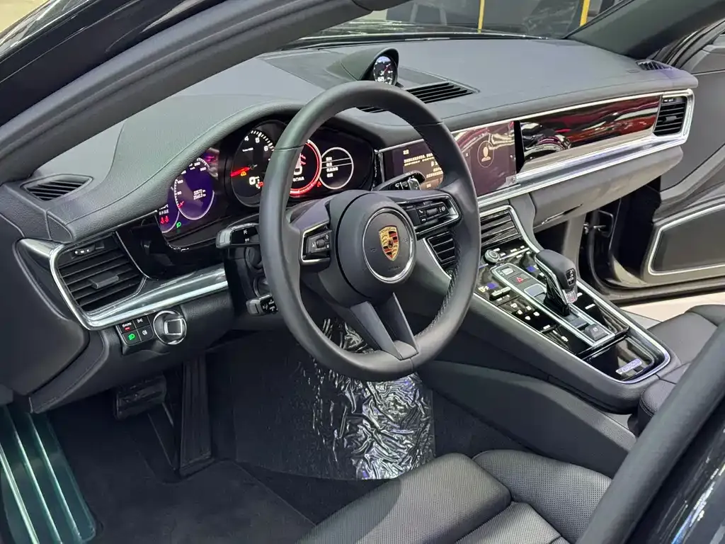 Porsche Panamera 2023 из CN, фото 10