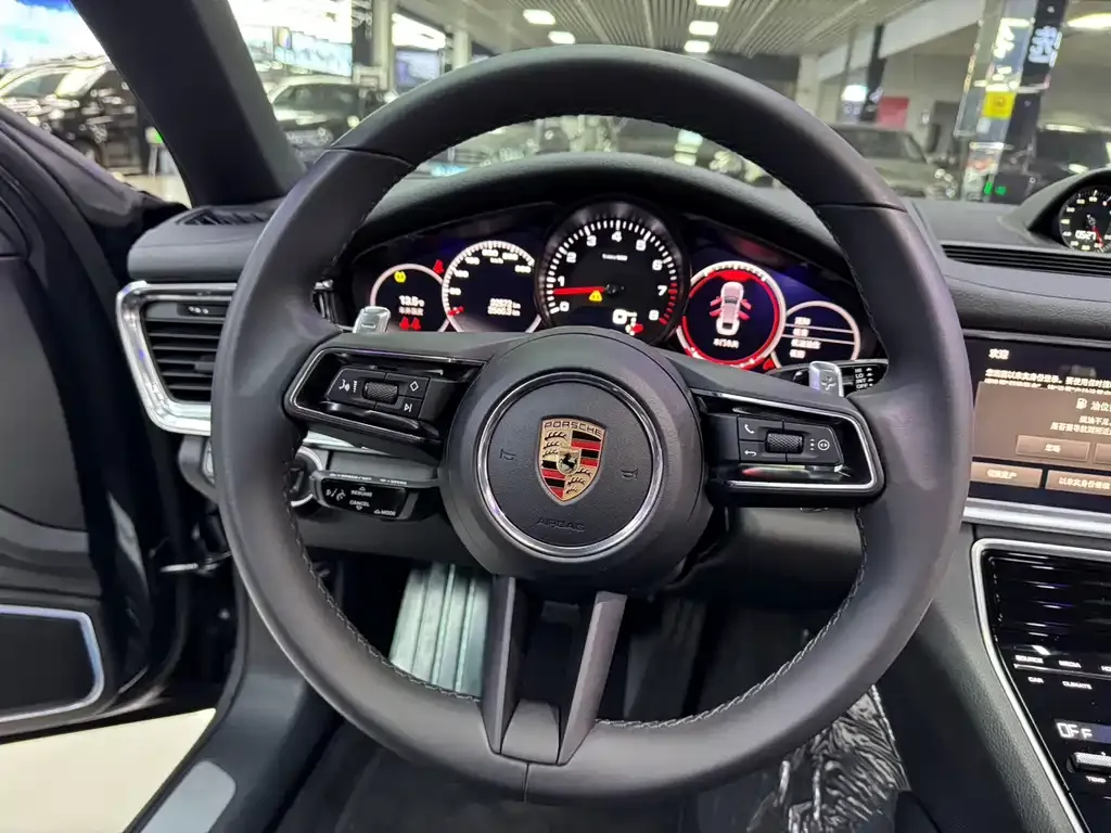 Porsche Panamera 2023 из CN, фото 8