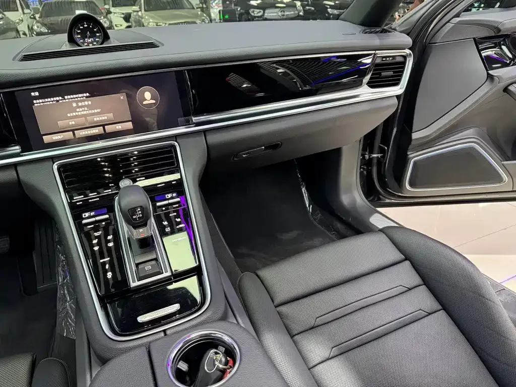 Porsche Panamera 2023 из CN, фото 9
