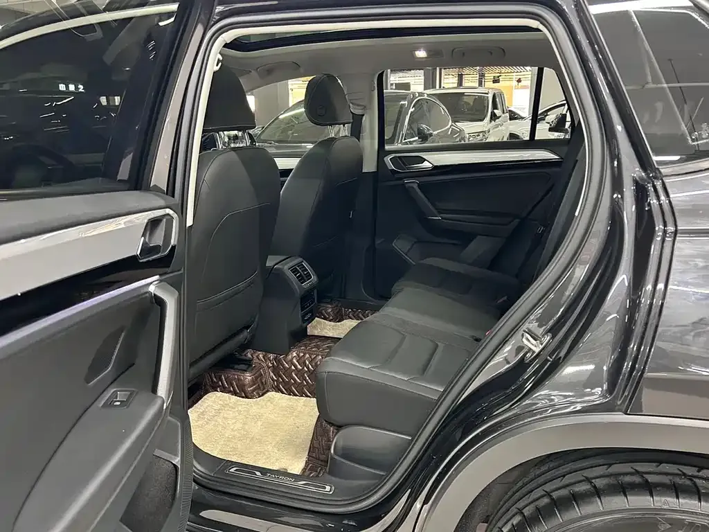 Volkswagen Tayron 2021 из CN, фото 10