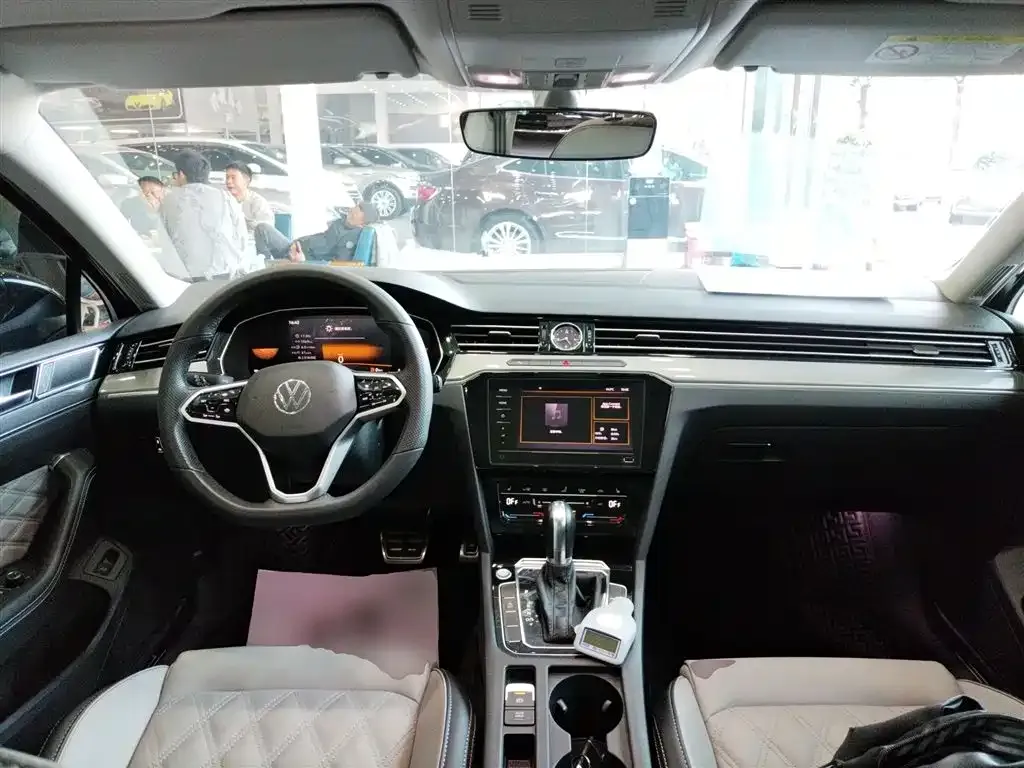 Volkswagen Magotan 2022 из CN, фото 9