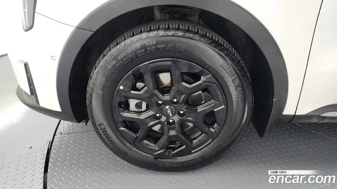 Kia Sorento — фото 5
