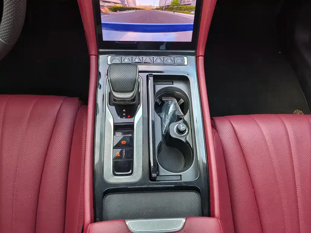 Hongqi H5 2025 из CN, фото 7