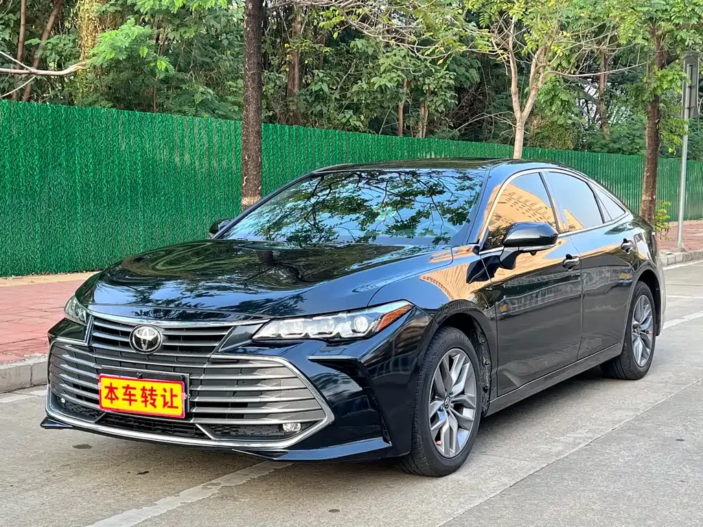 Toyota Avalon 2022 из CN, фото 1