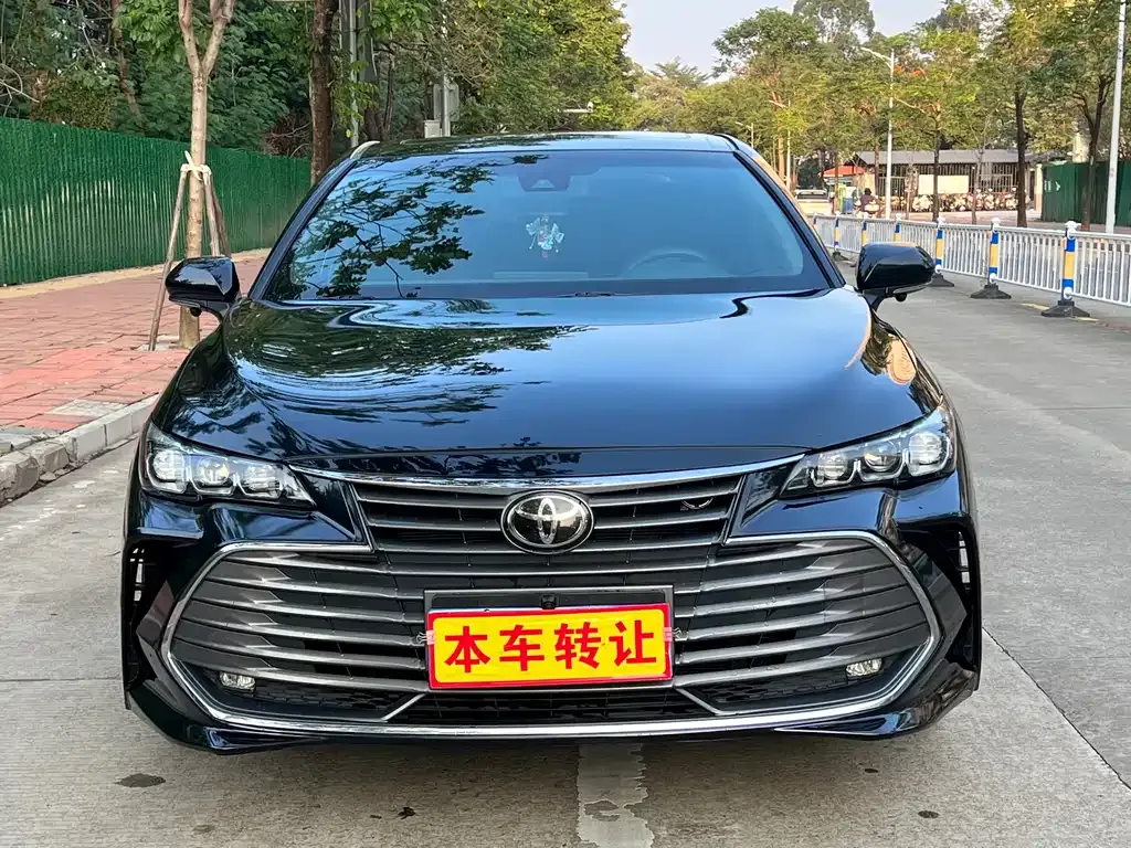 Toyota Avalon 2022 из CN, фото 2