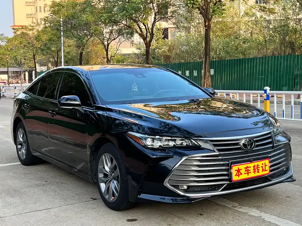 Toyota Avalon 2022 из CN, фото 3