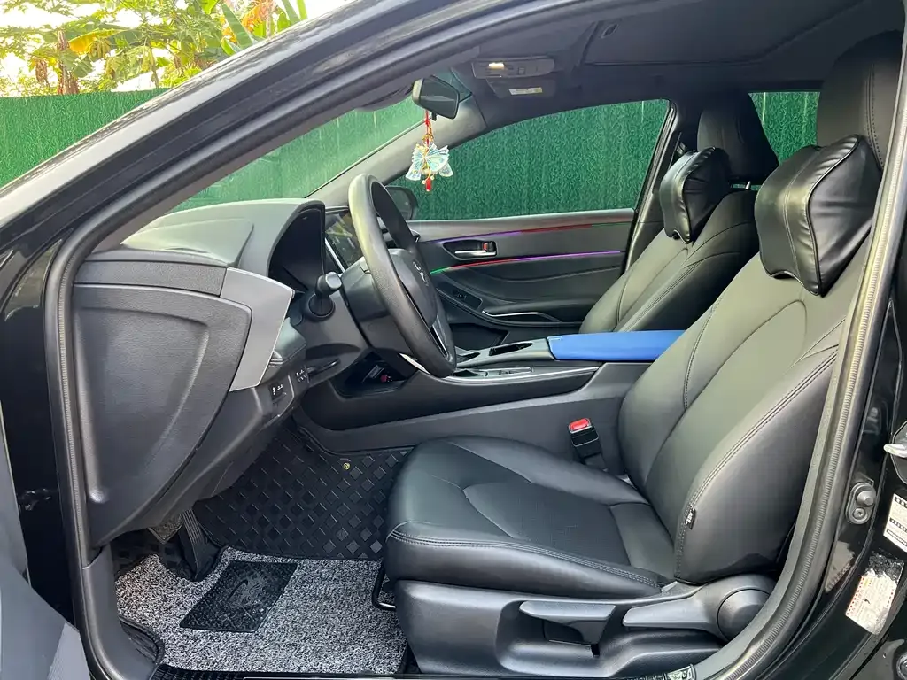 Toyota Avalon 2022 из CN, фото 9