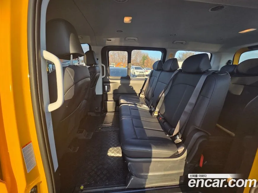 Hyundai Staria 2025 из KR, фото 10