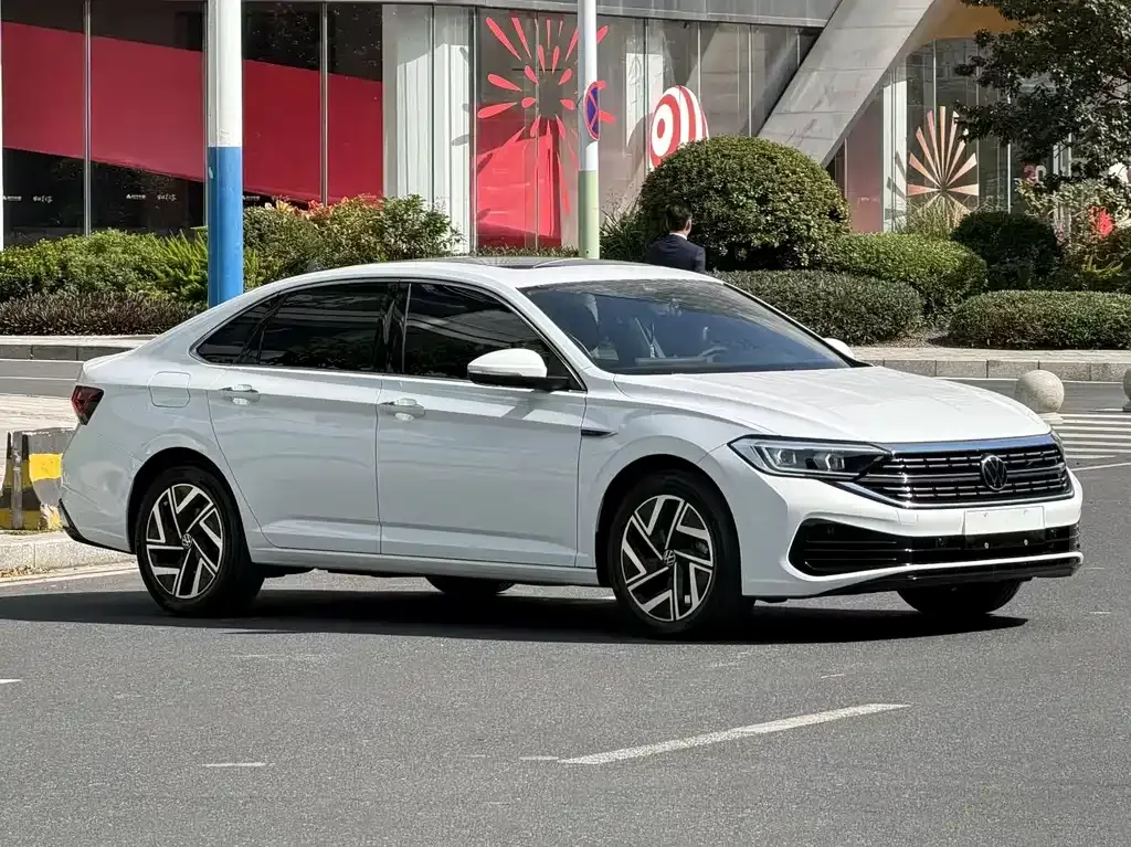 Volkswagen Sagitar 2023 из CN, фото 3