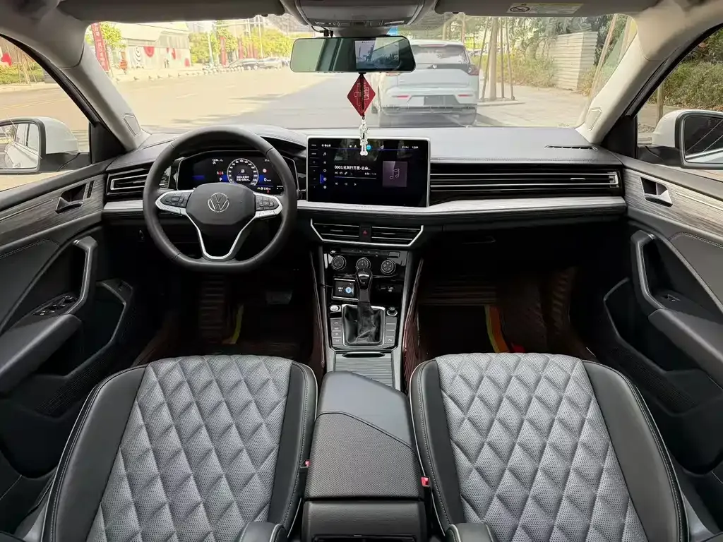 Volkswagen Sagitar 2023 из CN, фото 5