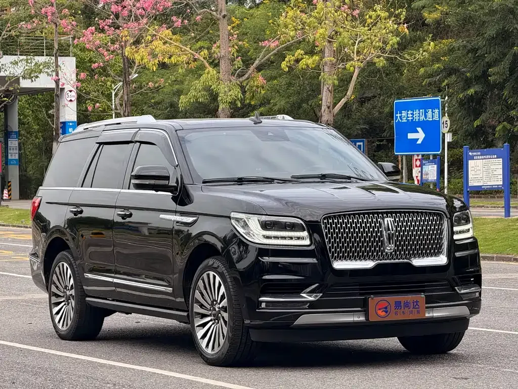 Lincoln Navigator 2022 из CN, фото 3