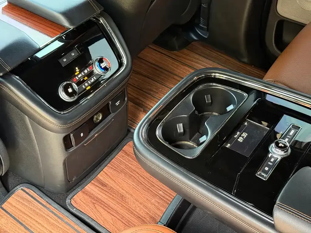 Lincoln Navigator 2022 из CN, фото 7