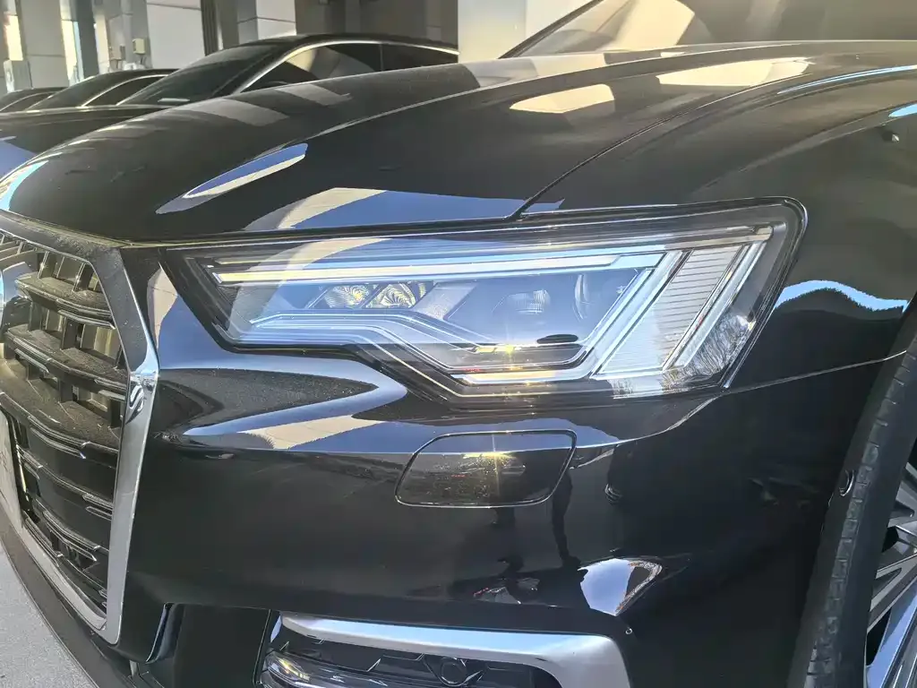 Audi A6L 2024 из CN, фото 10