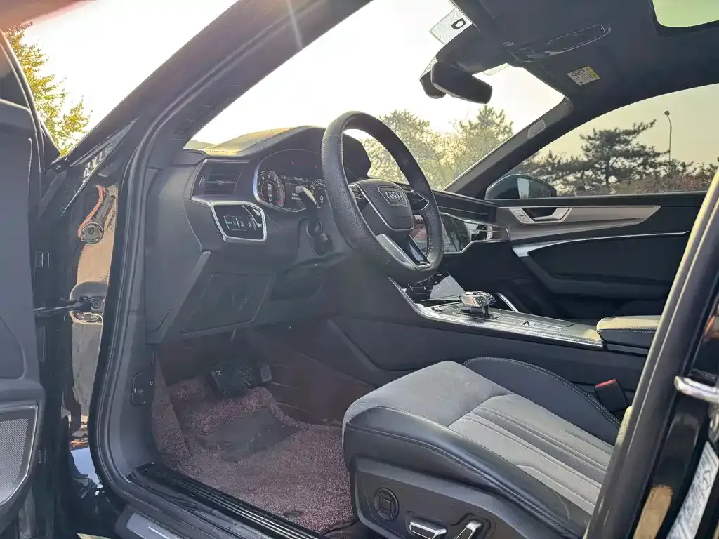 Audi A6L 2024 из CN, фото 7