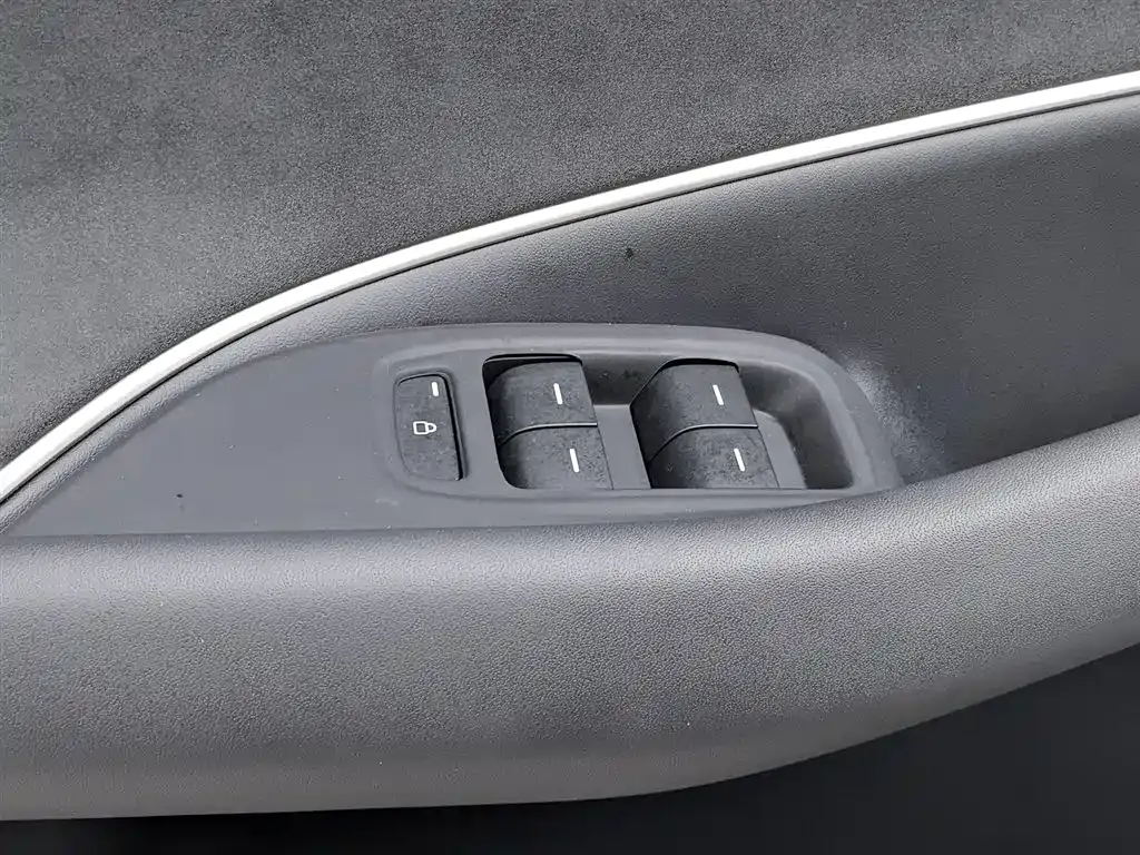 Xiaomi SU7 2025 из CN, фото 9