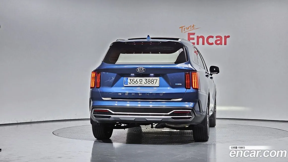 Kia Sorento — фото 4