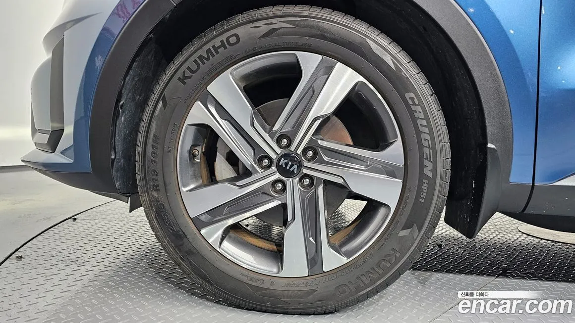 Kia Sorento — фото 5
