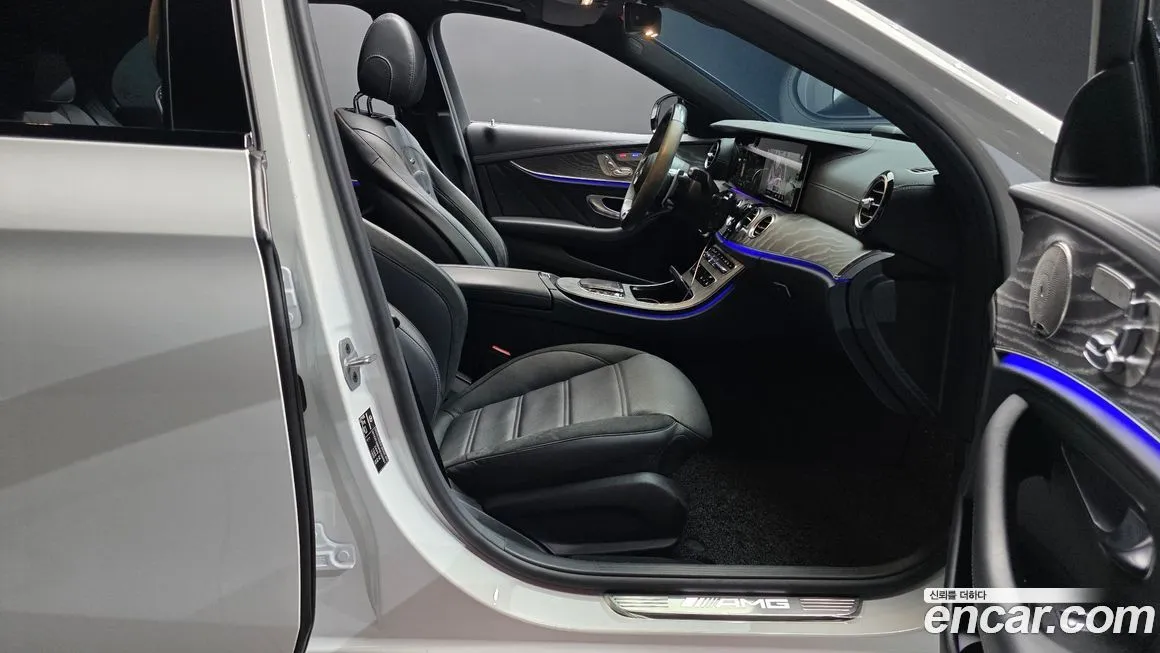 Mercedes-Benz E-Class 2023 из KR, фото 10