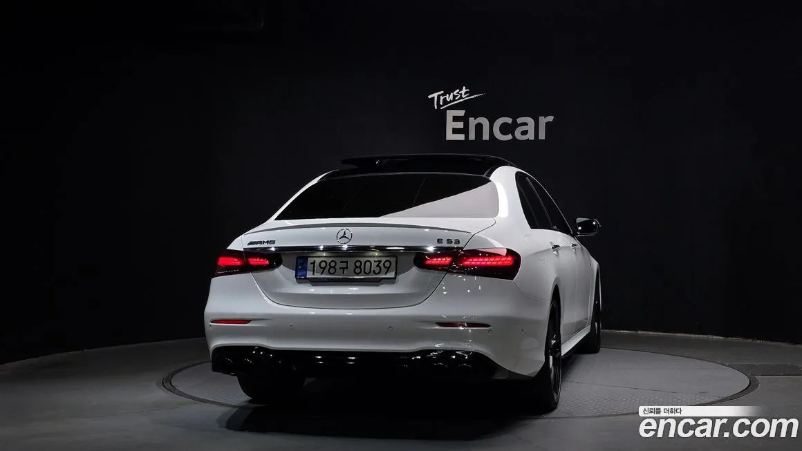 Mercedes-Benz E-Class 2023 из KR, фото 4