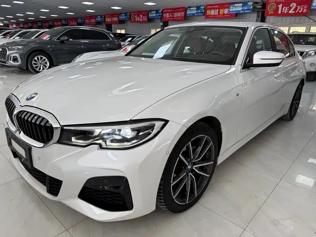 BMW 3 Series 2021 из CN, фото 1