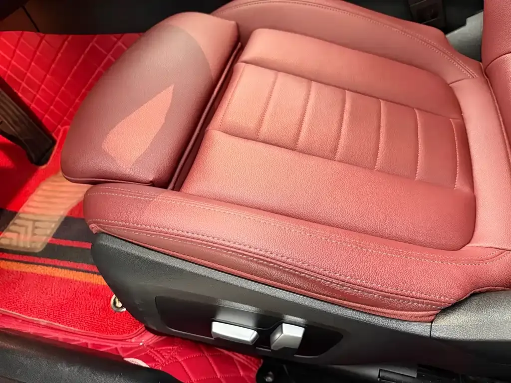 BMW 3 Series 2021 из CN, фото 9
