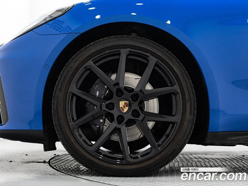 Porsche Panamera 2025 из KR, фото 5
