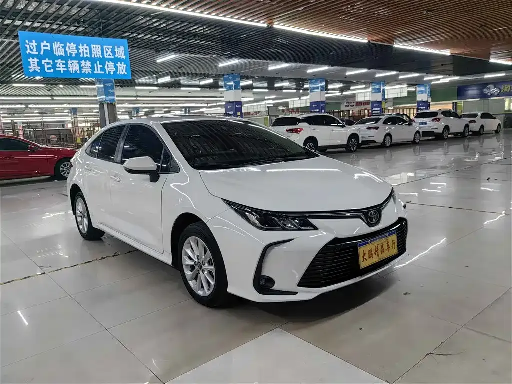 Toyota Corolla 2023 из CN, фото 3