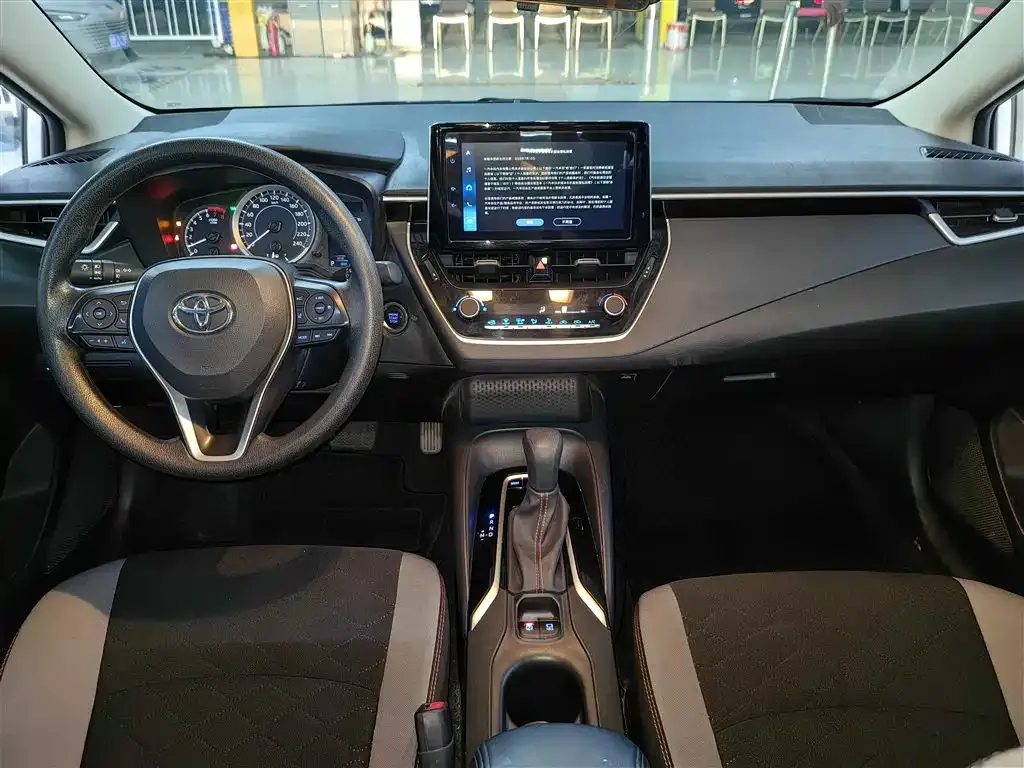 Toyota Corolla 2023 из CN, фото 8